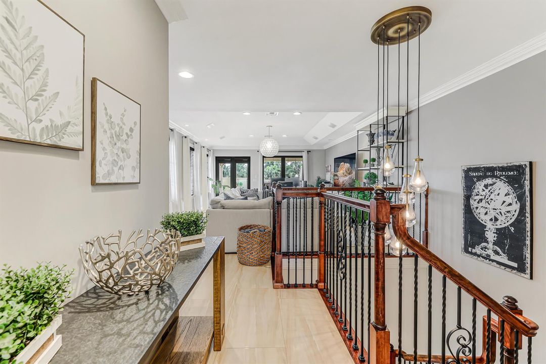 170 Isle of Venice Dr-12