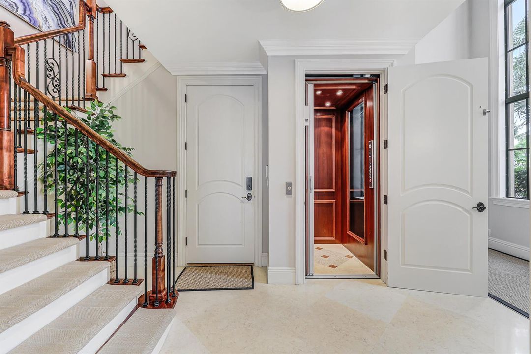 170 Isle of Venice Dr-7