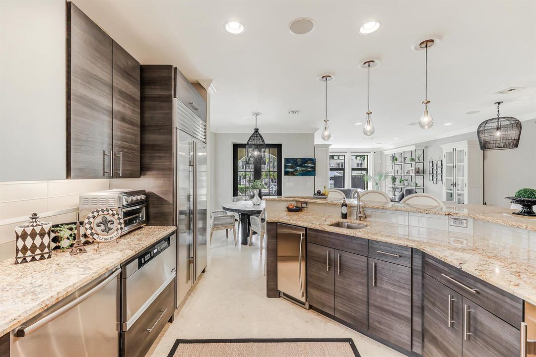 170 Isle of Venice Dr-47