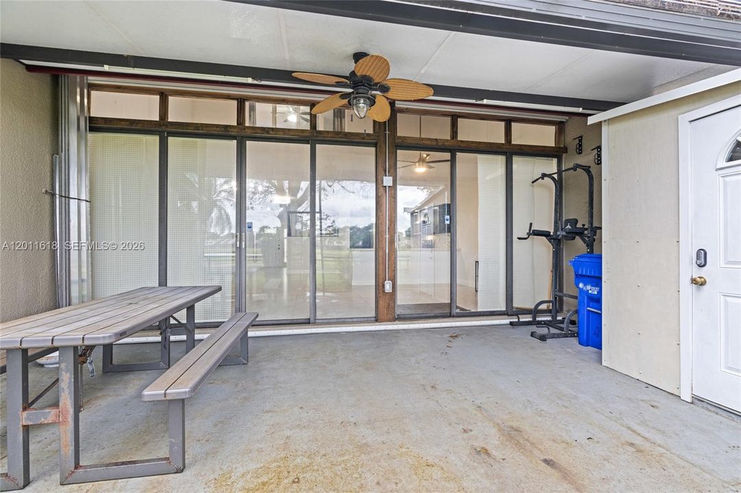 For Rent: $3,200 (3 beds, 2 baths, 1686 Square Feet)