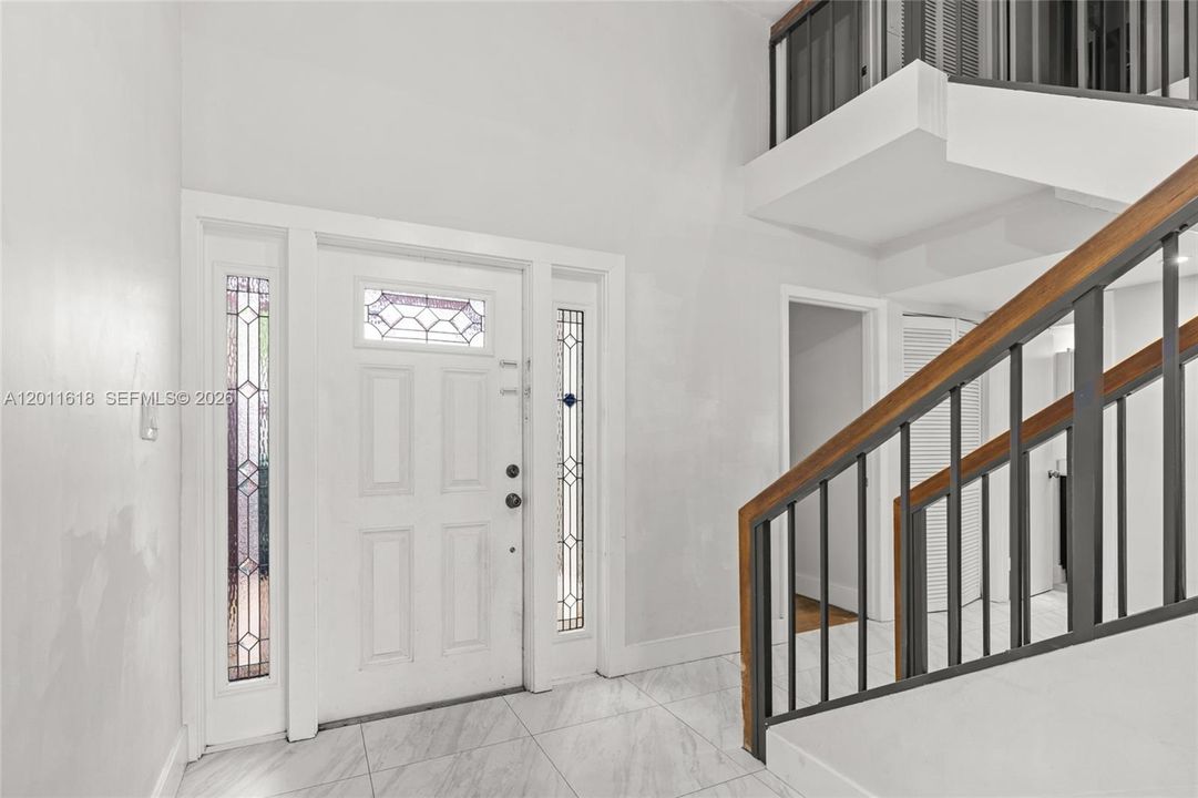 For Rent: $3,200 (3 beds, 2 baths, 1686 Square Feet)
