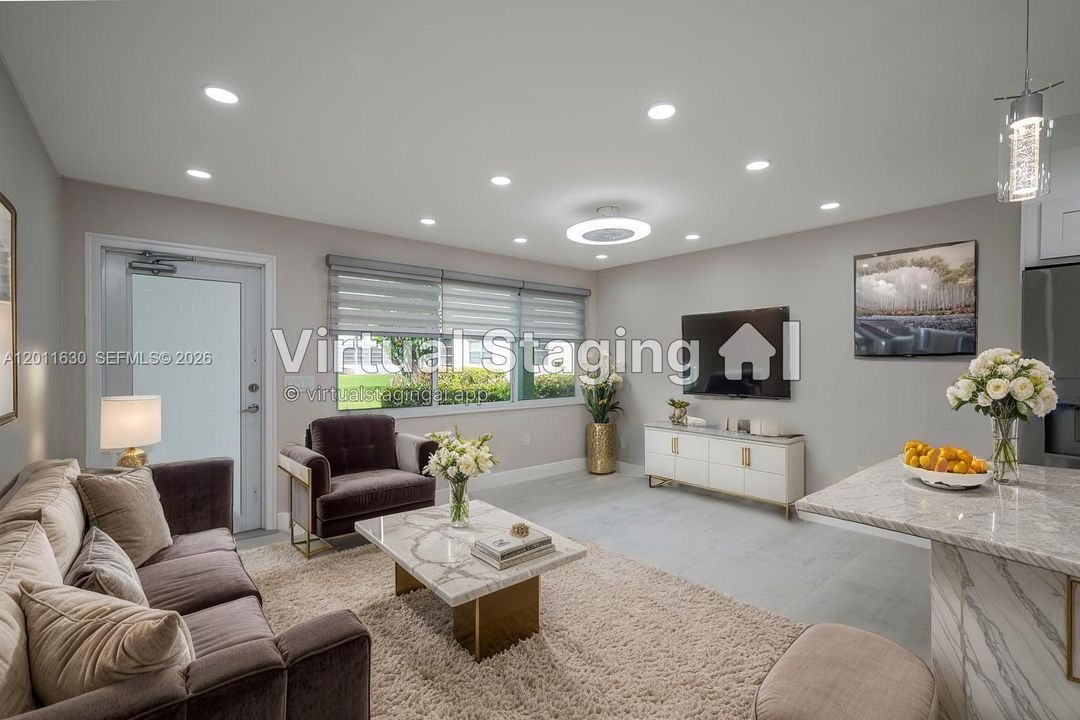 На продажу: $159,900 (1 спален, 1 ванн, 585 Квадратных фут)