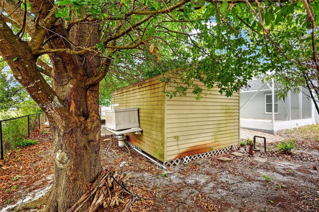 For Sale: $439,000 (3 beds, 2 baths, 1502 Square Feet)