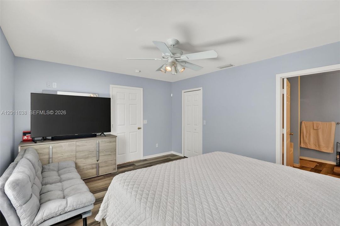 For Sale: $439,000 (3 beds, 2 baths, 1502 Square Feet)