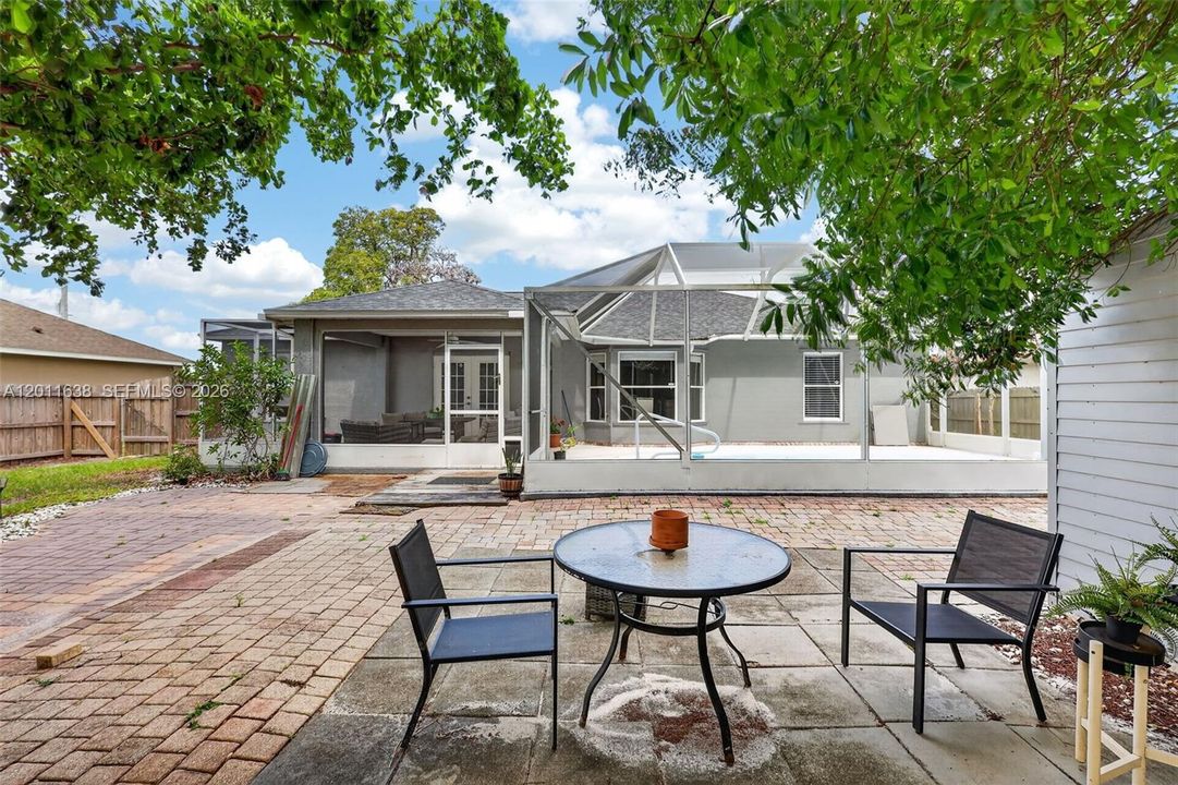 For Sale: $439,000 (3 beds, 2 baths, 1502 Square Feet)