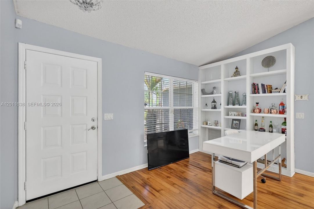 For Sale: $439,000 (3 beds, 2 baths, 1502 Square Feet)