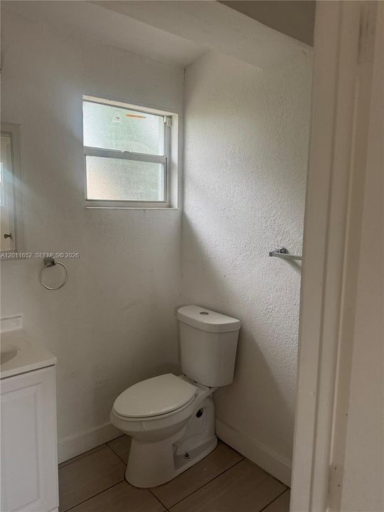 Activo con contrato: $3,400 (4 camas, 2 baños, 1396 Pies cuadrados)