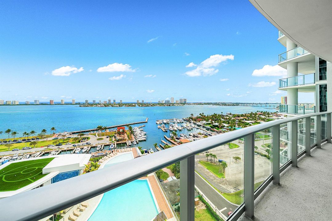 036-220LakeShoreDrive-1508-LakePark-FL-3