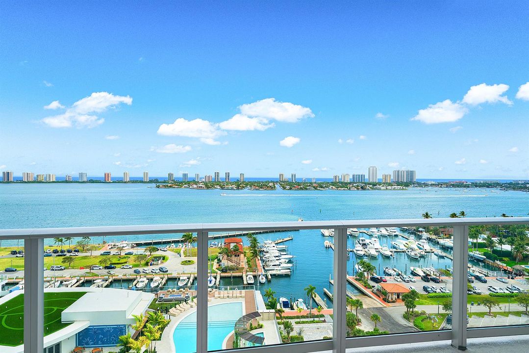 037-220LakeShoreDrive-1508-LakePark-FL-3