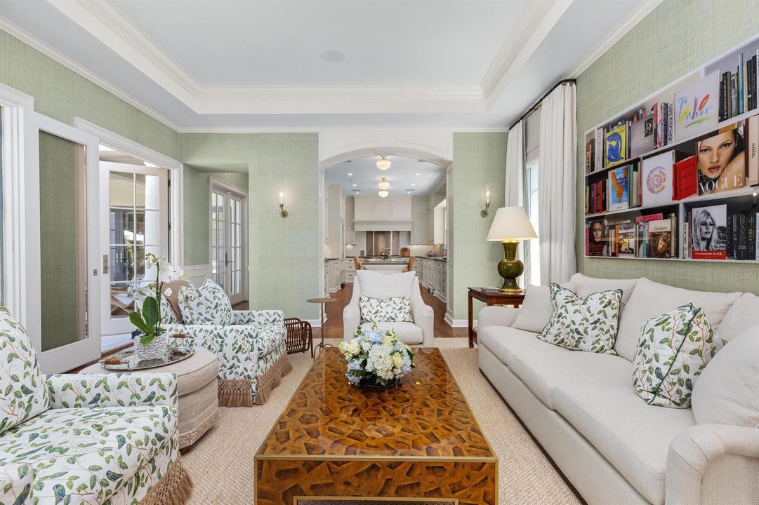 Family Room 4