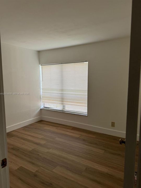 For Sale: $249,636 (2 beds, 2 baths, 1100 Square Feet)
