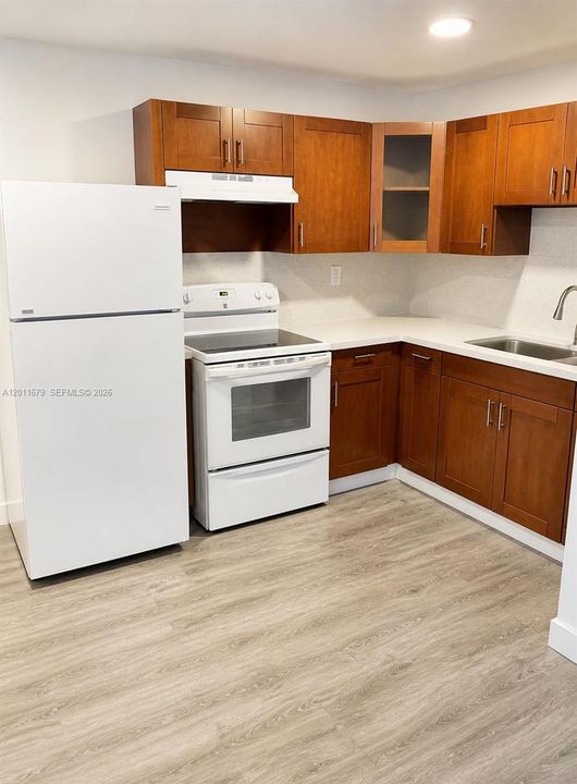 For Sale: $640,000 (0 beds, 0 baths, 1639 Square Feet)