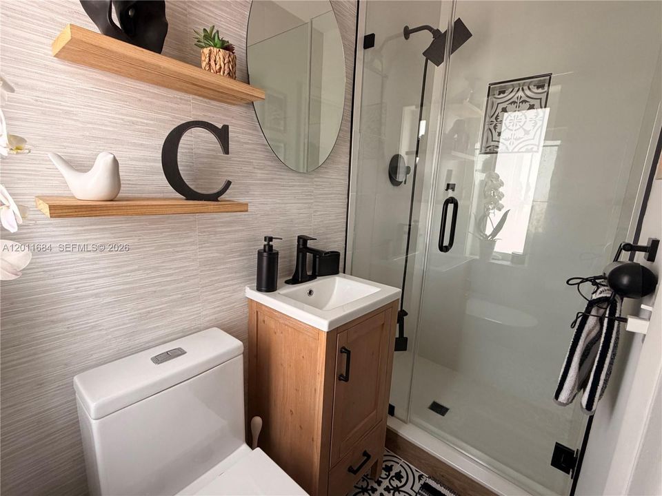 Vendido Recientemente: $725,000 (3 camas, 2 baños, 1375 Pies cuadrados)