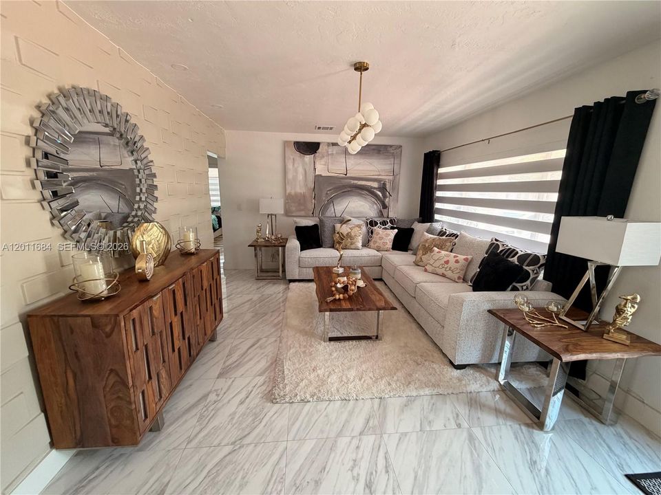 Vendido Recientemente: $725,000 (3 camas, 2 baños, 1375 Pies cuadrados)