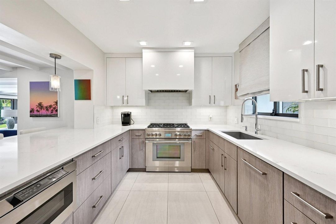 15-web-or-mls-30th St-L3004-015