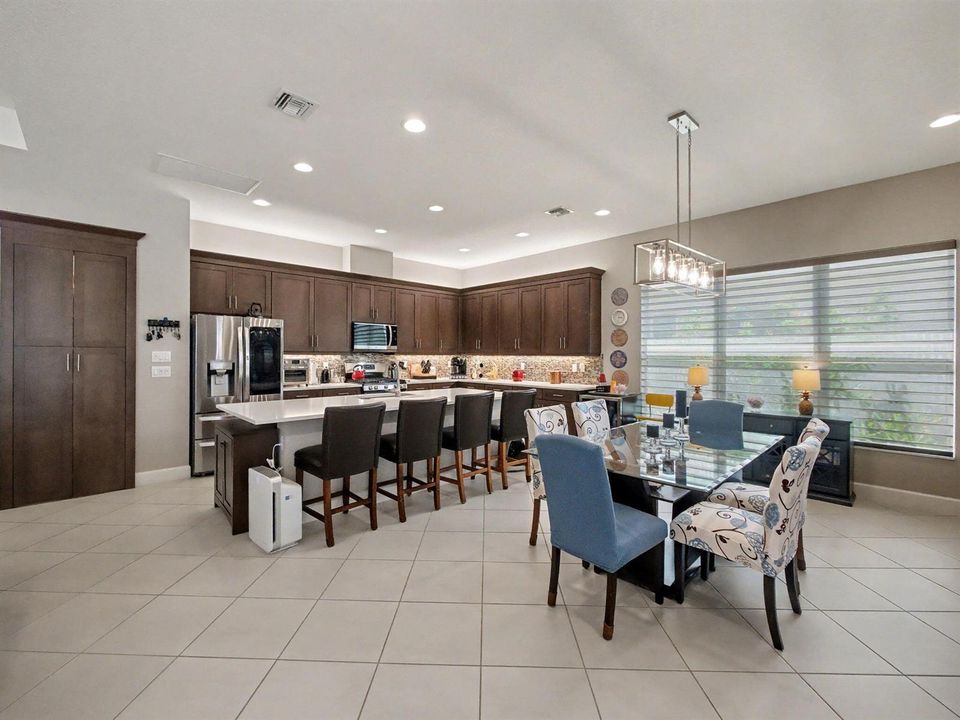Kitchen/Dining