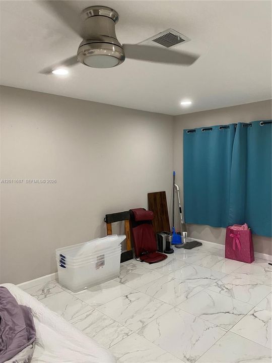 В аренду: $3,500 (3 спален, 2 ванн, 2683 Квадратных фут)