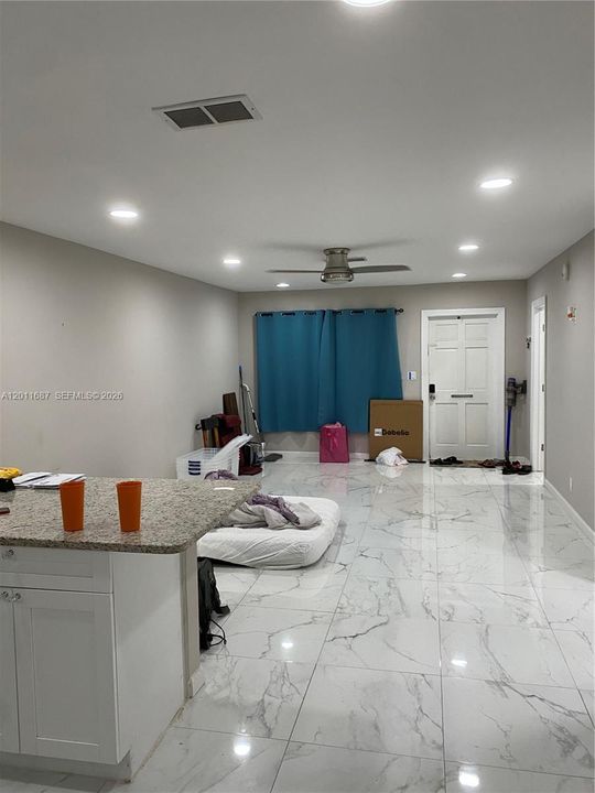 В аренду: $3,500 (3 спален, 2 ванн, 2683 Квадратных фут)