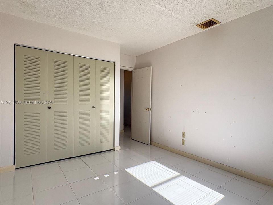 Upstairs Bedroom #3