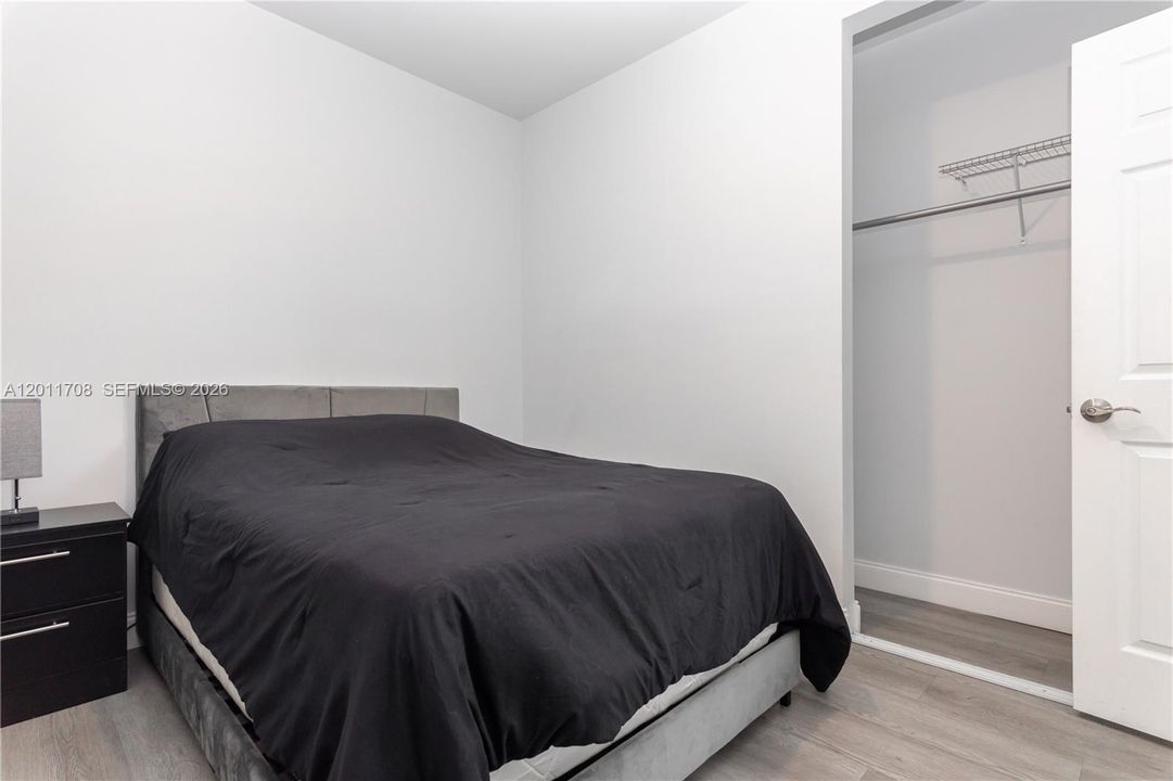 For Rent: $5,500 (4 beds, 2 baths, 2124 Square Feet)