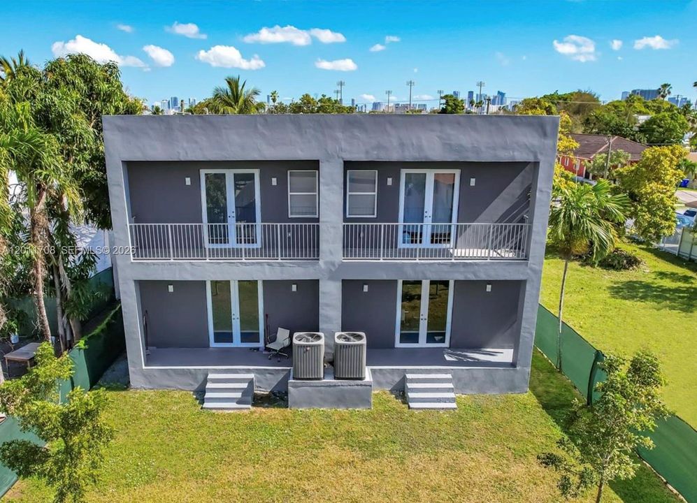 For Rent: $5,500 (4 beds, 2 baths, 2124 Square Feet)