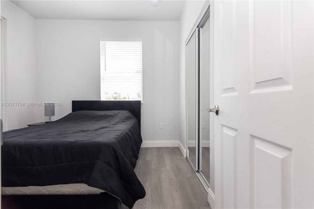 For Rent: $5,500 (4 beds, 2 baths, 2124 Square Feet)