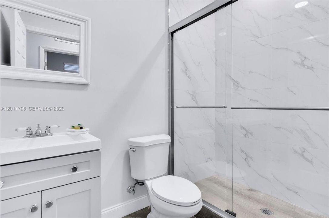 For Rent: $5,500 (4 beds, 2 baths, 2124 Square Feet)