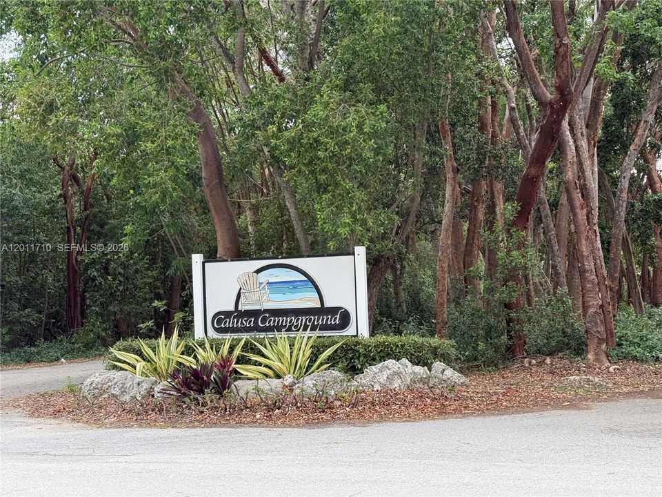 待售: $420,000 (0.12 acres)