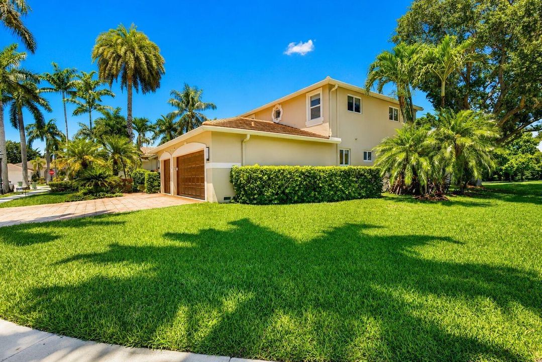 4-web-or-mls-bright_sunny_house_2