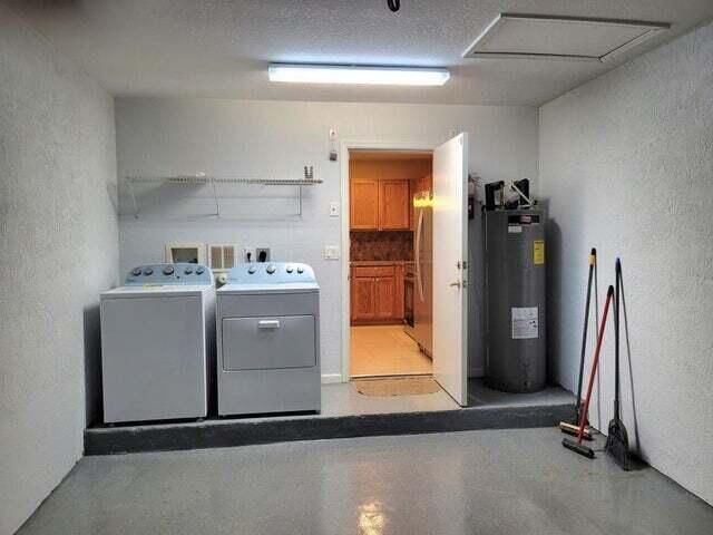 W/D IN GARAGE