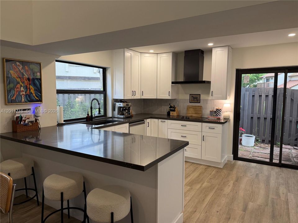 Active With Contract: $475,000 (3 beds, 2 baths, 1340 Square Feet)