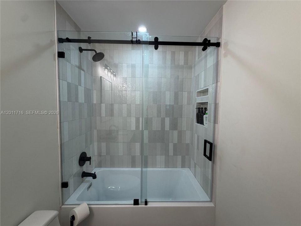 Active With Contract: $475,000 (3 beds, 2 baths, 1340 Square Feet)