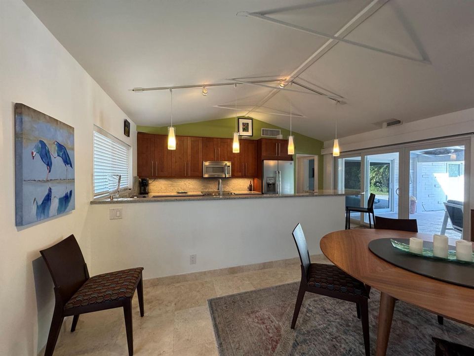 Dining/Kitchen