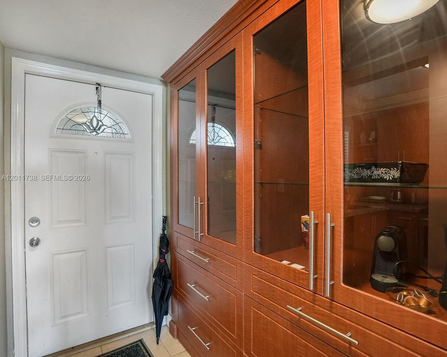 Activo con contrato: $115,000 (2 camas, 2 baños, 850 Pies cuadrados)