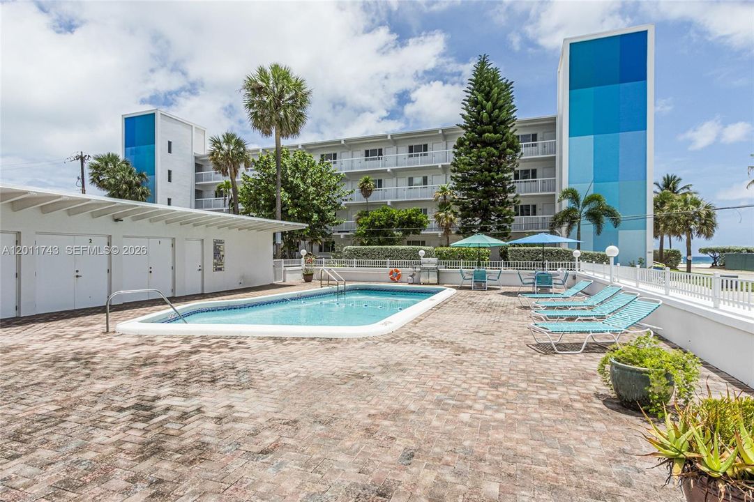 En Venta: $399,900 (1 camas, 1 baños, 690 Pies cuadrados)