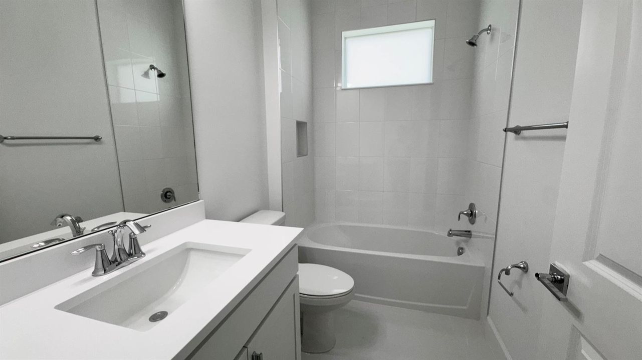 2ND BATHROOM