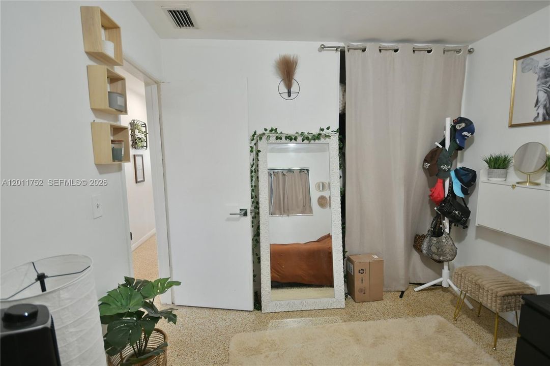 For Sale: $780,000 (3 beds, 2 baths, 1496 Square Feet)