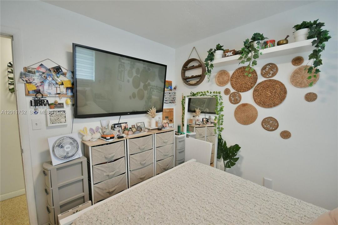 For Sale: $780,000 (3 beds, 2 baths, 1496 Square Feet)