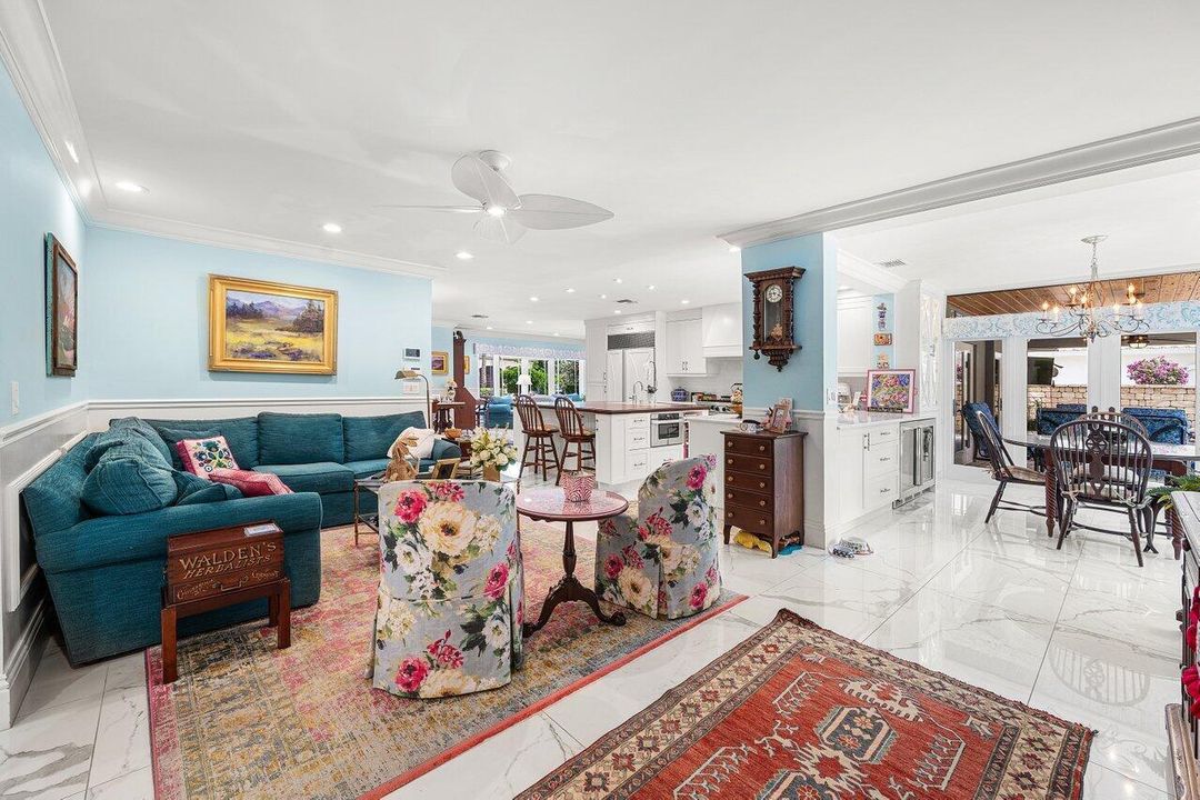 013-2177ArecaPalmRoad-BocaRaton-FL-33432