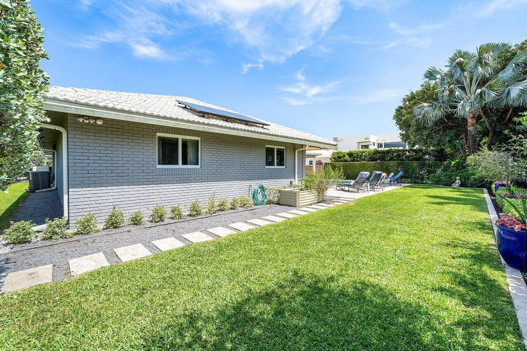 047-2177ArecaPalmRoad-BocaRaton-FL-33432