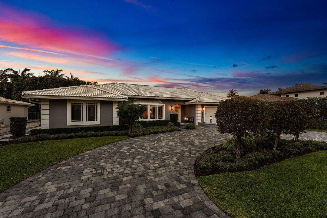 061-2177ArecaPalmRoad-BocaRaton-FL-33432