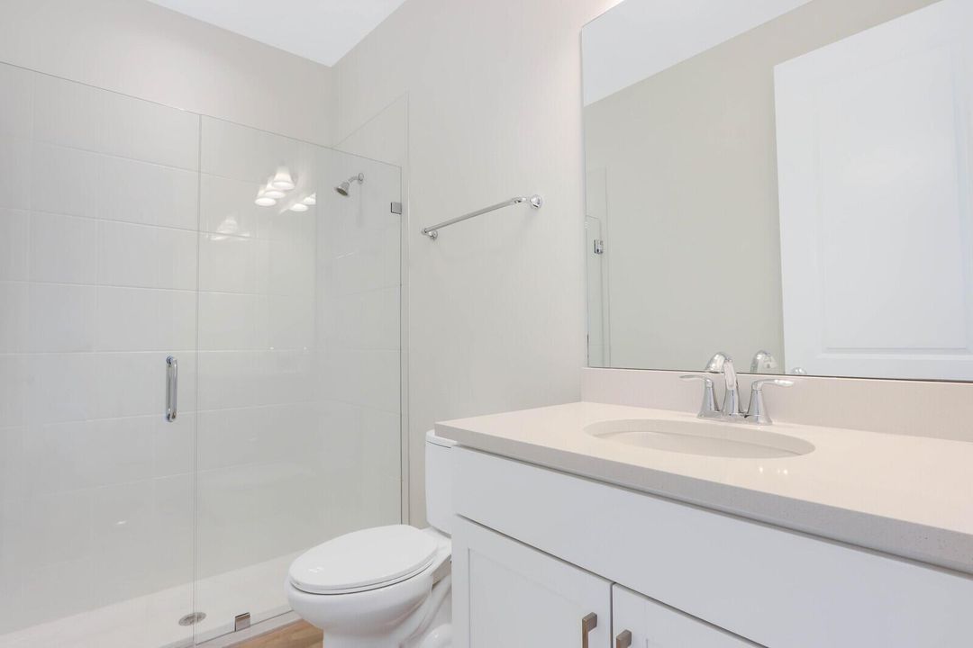 1st Floor Bathroom