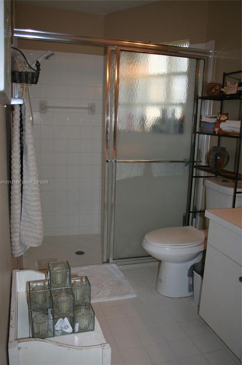 For Sale: $539,900 (3 beds, 2 baths, 2006 Square Feet)