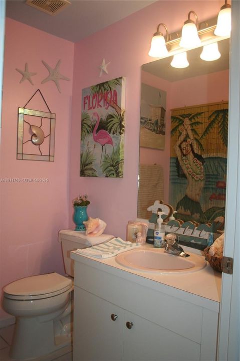 For Sale: $539,900 (3 beds, 2 baths, 2006 Square Feet)
