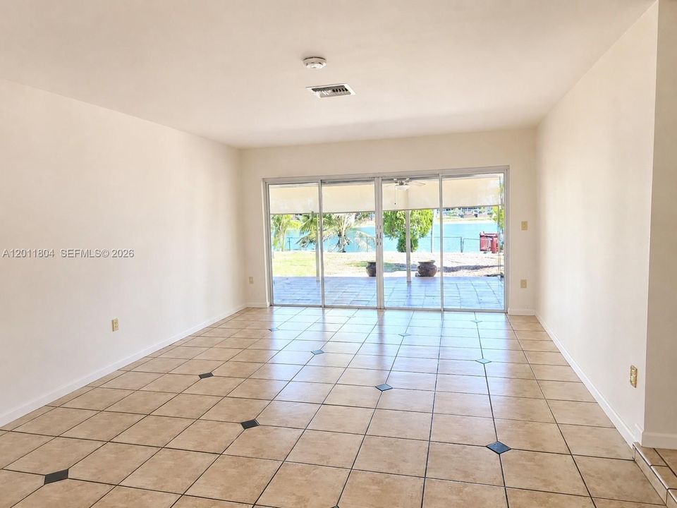 Entrance Living Area