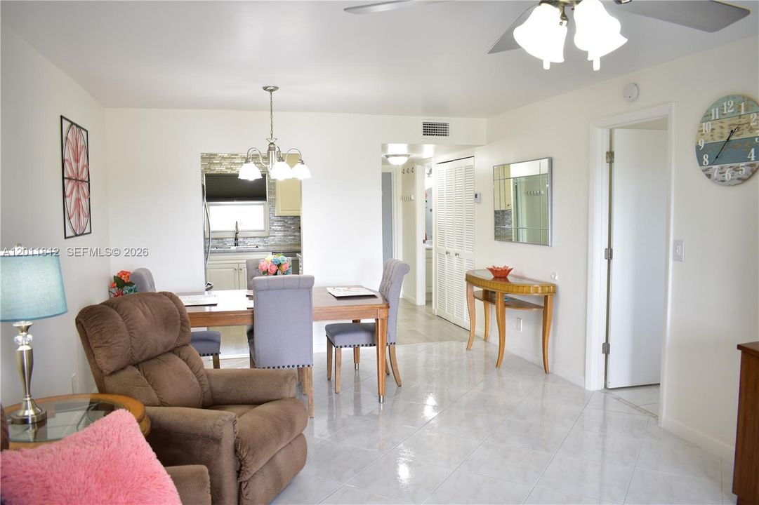 En Venta: $94,000 (1 camas, 1 baños, 750 Pies cuadrados)
