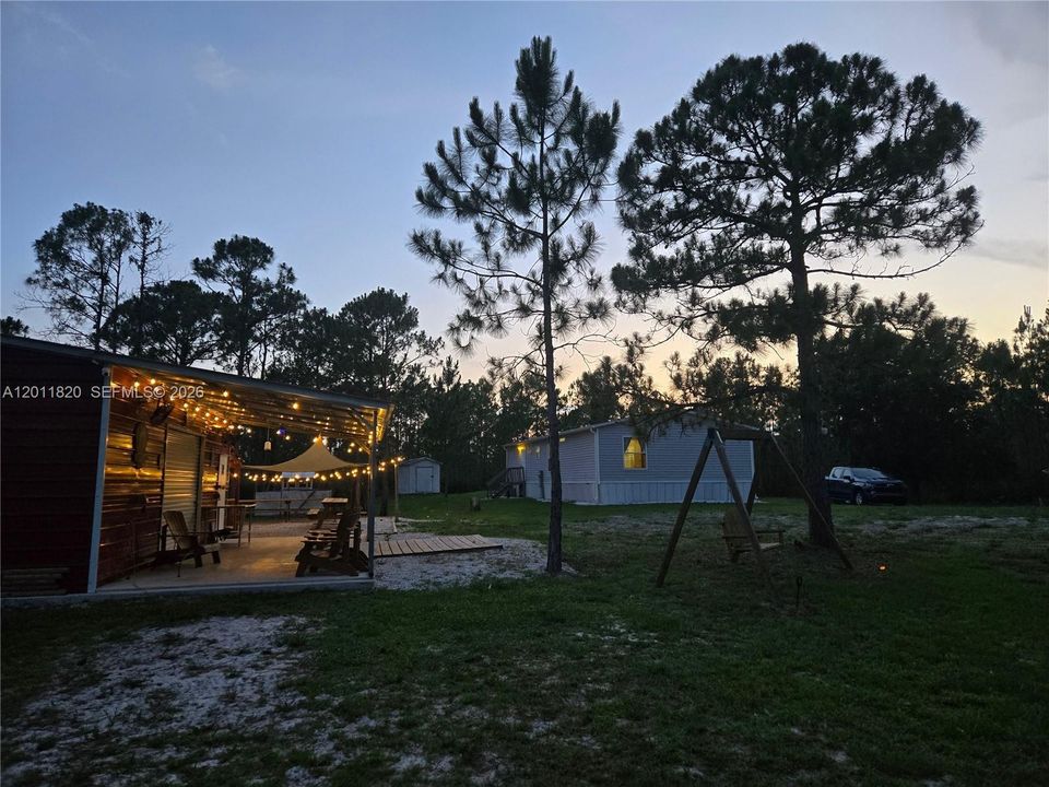 For Sale: $435,000 (3 beds, 2 baths, 1484 Square Feet)
