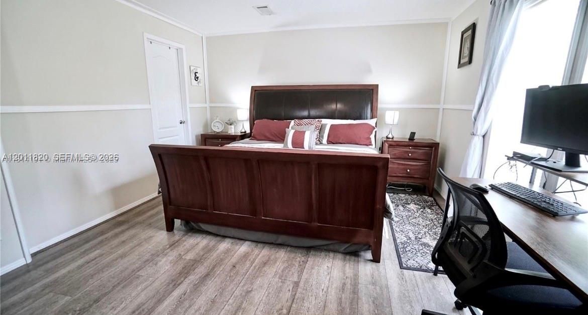For Sale: $435,000 (3 beds, 2 baths, 1484 Square Feet)