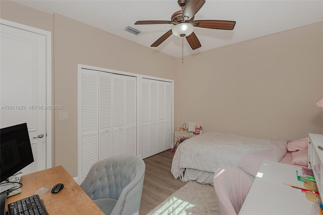 Active With Contract: $5,000 (4 beds, 2 baths, 2810 Square Feet)