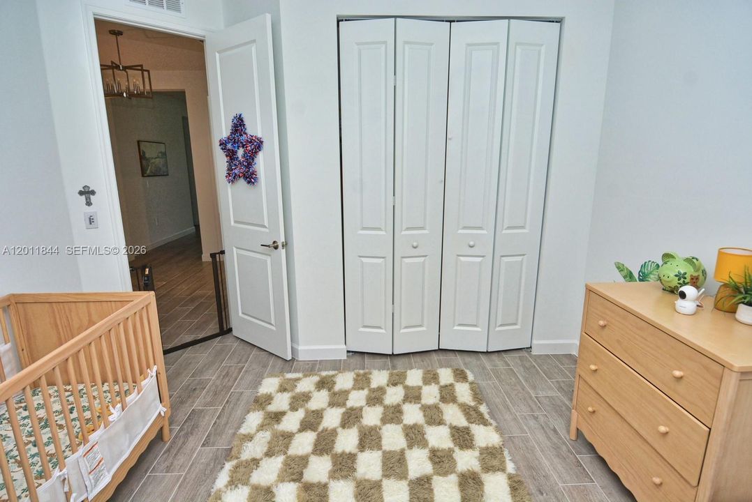 На продажу: $550,000 (4 спален, 3 ванн, 2577 Квадратных фут)